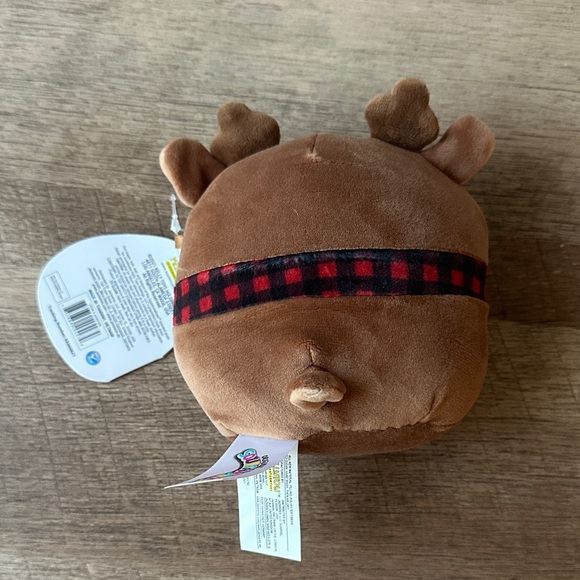 Squishmallows Ruby - Picture 2 of 2